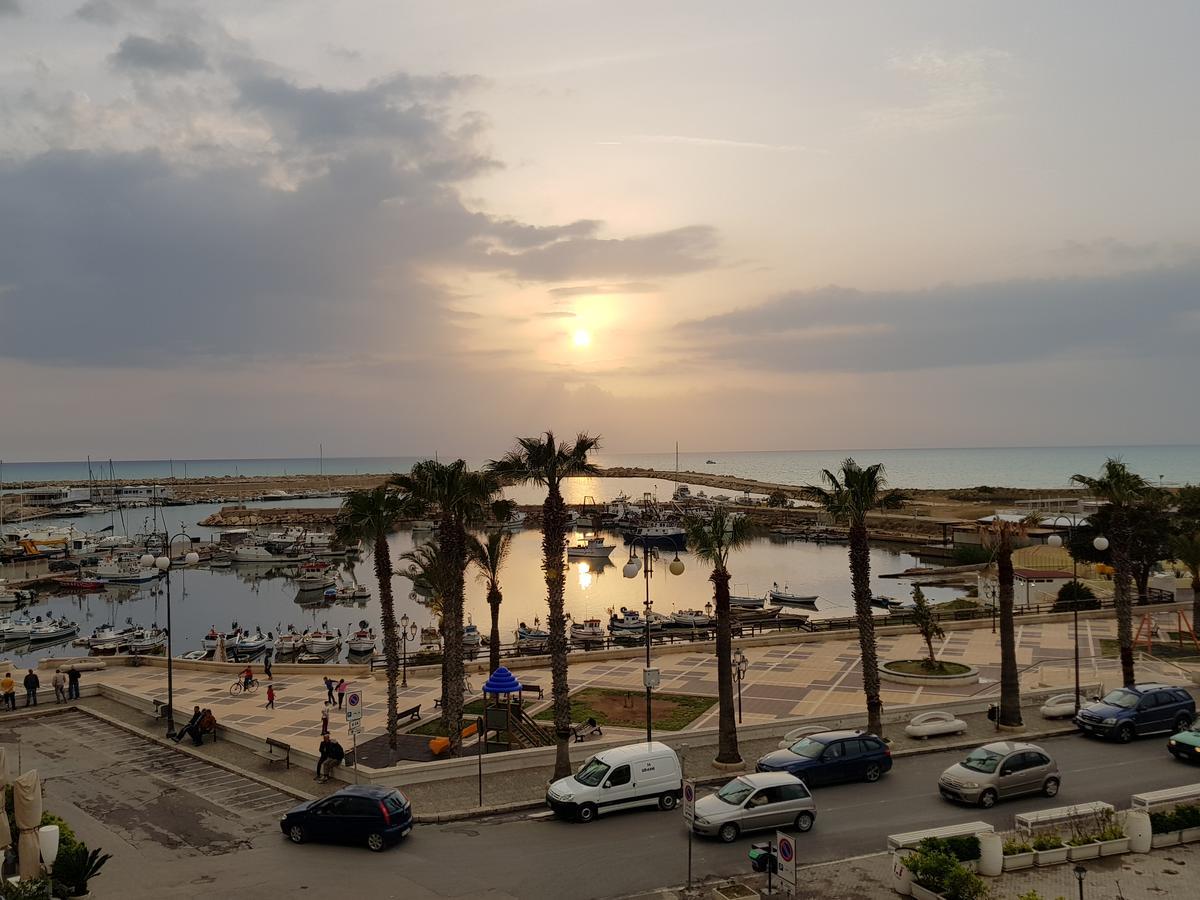 Apartament Terrazza Sul Porto Scoglitti Zewnętrze zdjęcie
